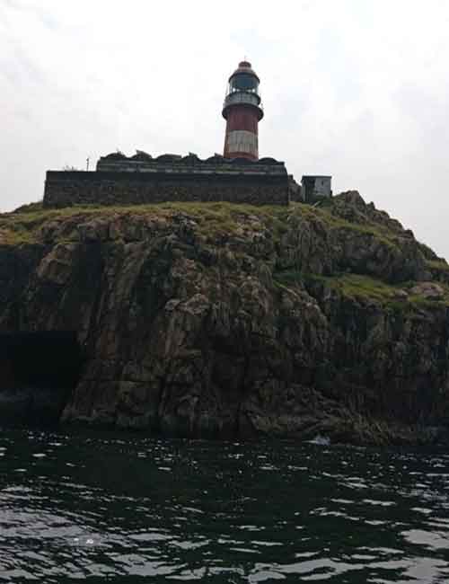 Lighthouse island - BOATING IN TARKARLI