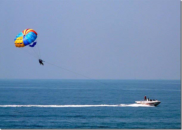 Water sports in Tarkarli